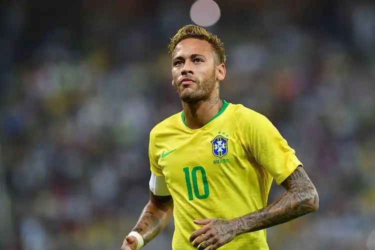 张黄牌将自 张黄牌将自