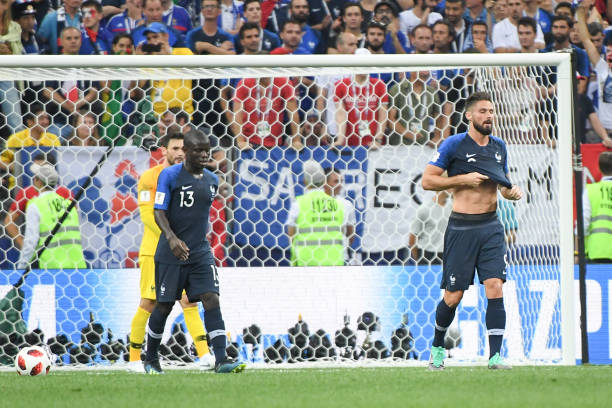 他不断尝试 他不断尝试